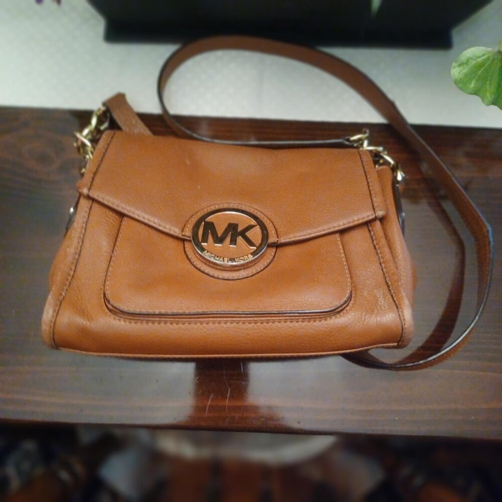 Michael Kors Crossbody Purse